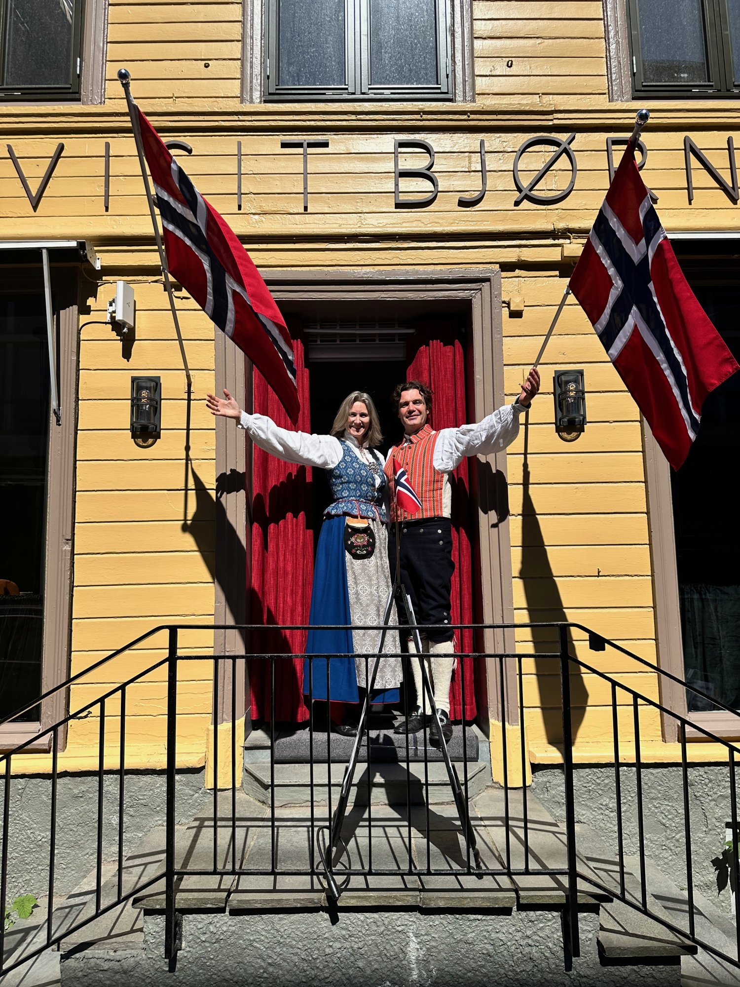 Visit Bjørn - Helaften 10. mai